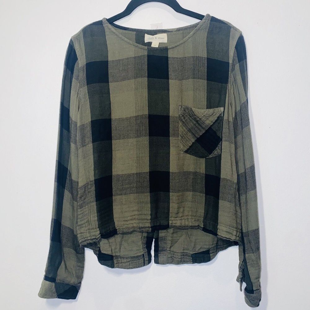 Cloth & Stone Anthropologie Women’s Size Small Top Buffalo Plaid Back Lace Up